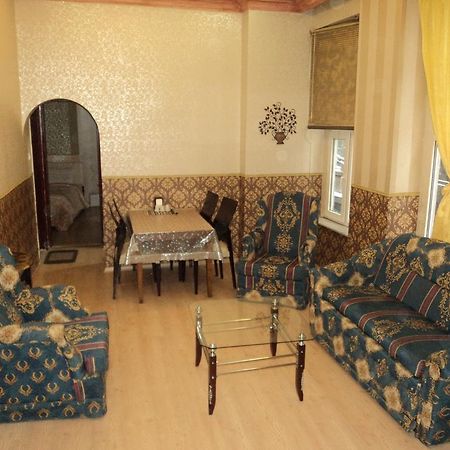 New Redriver Hostel Istanbul Rum bild