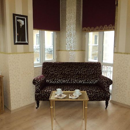 New Redriver Hostel Istanbul Rum bild