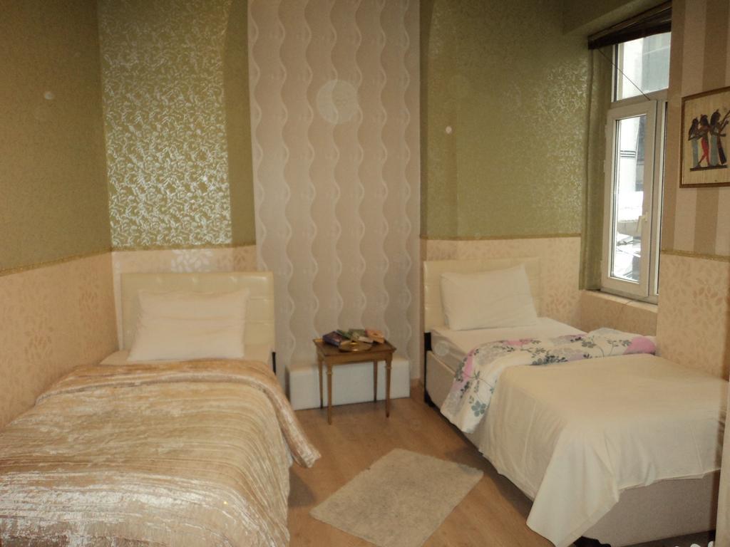 New Redriver Hostel Istanbul Rum bild