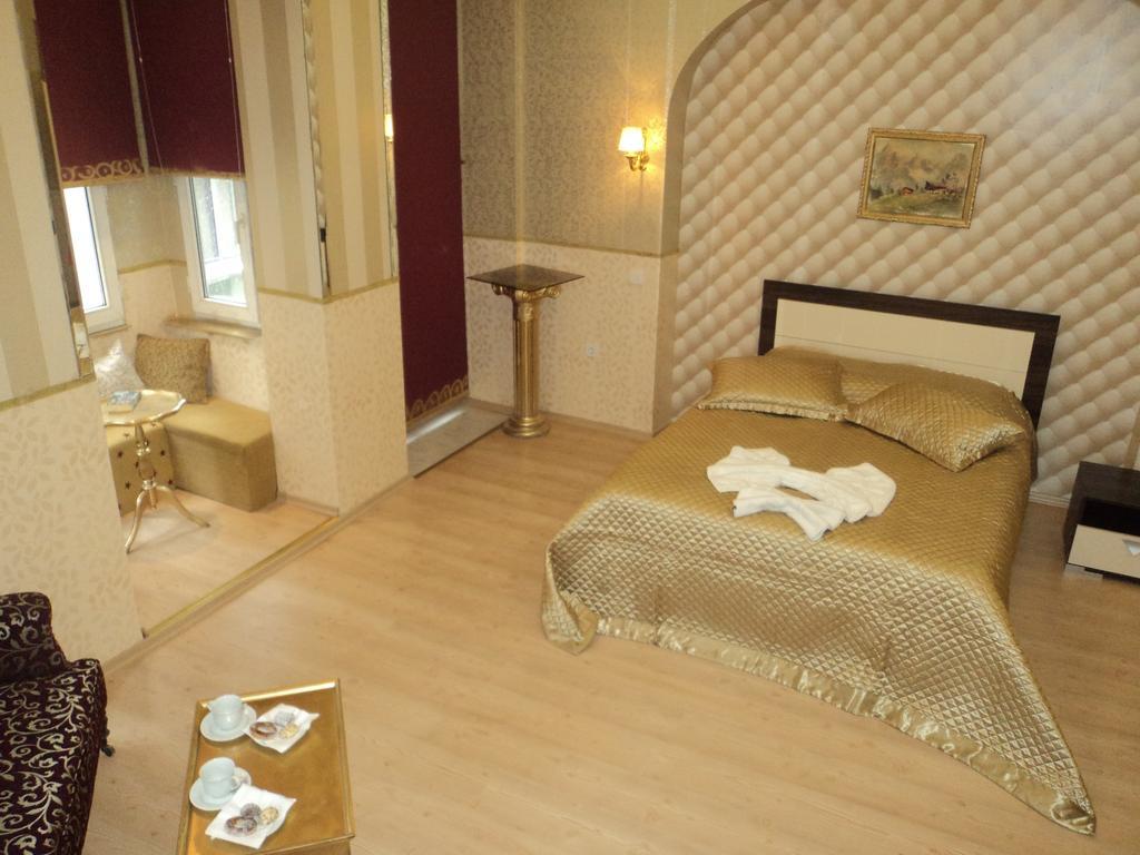 New Redriver Hostel Istanbul Rum bild