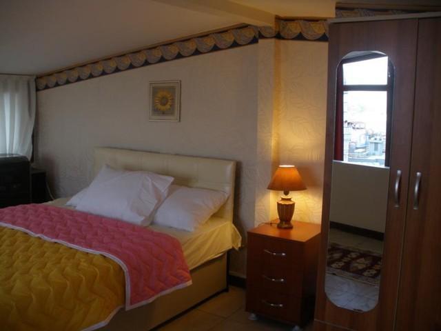 New Redriver Hostel Istanbul Rum bild